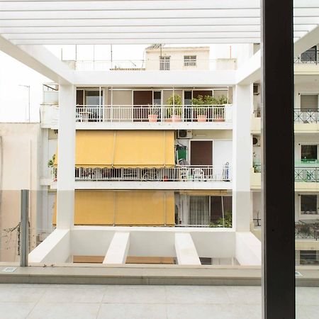 Bright Loft With Terrance - Next To Metro Kerameikos Apartamento Atenas Exterior foto