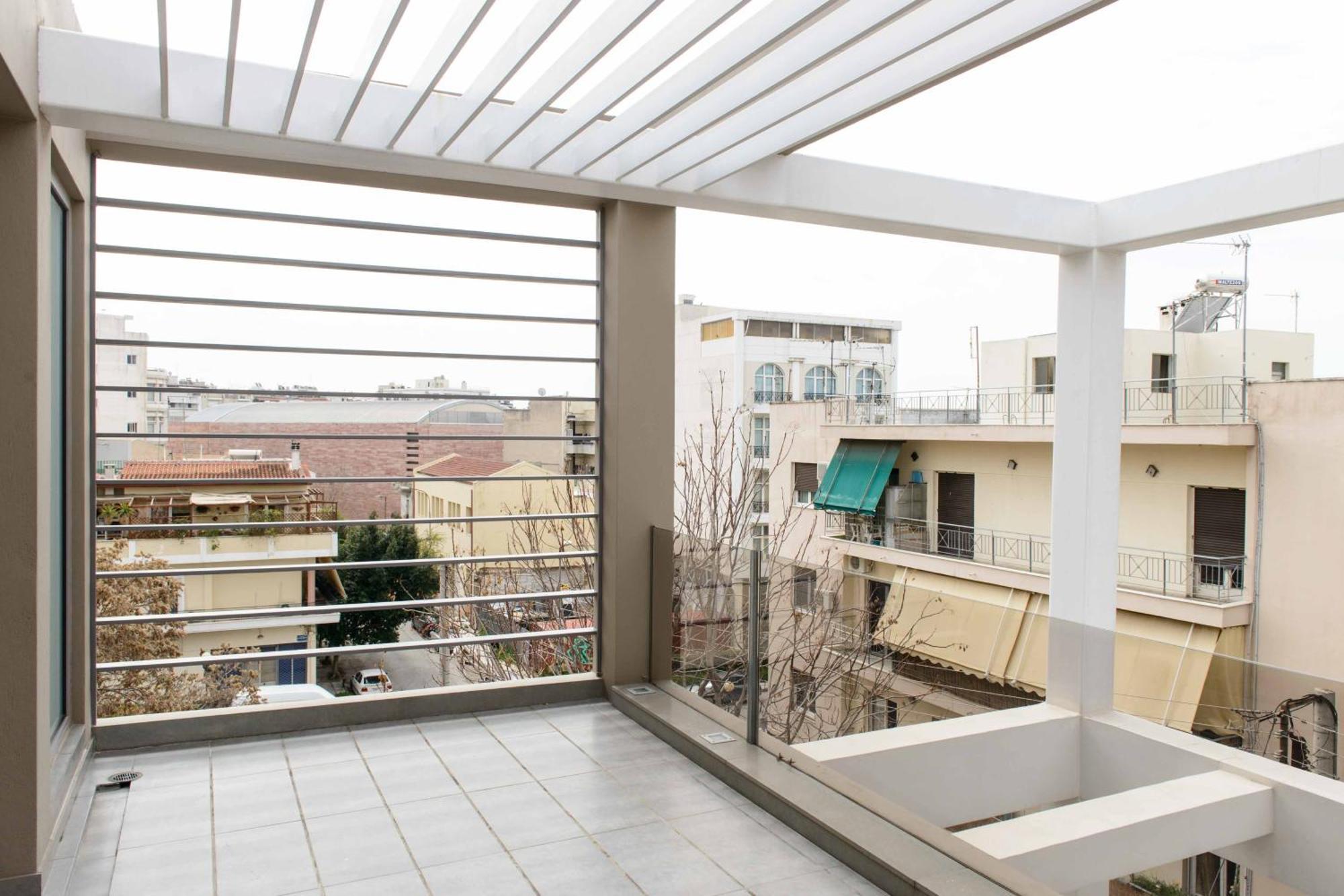 Bright Loft With Terrance - Next To Metro Kerameikos Apartamento Atenas Exterior foto