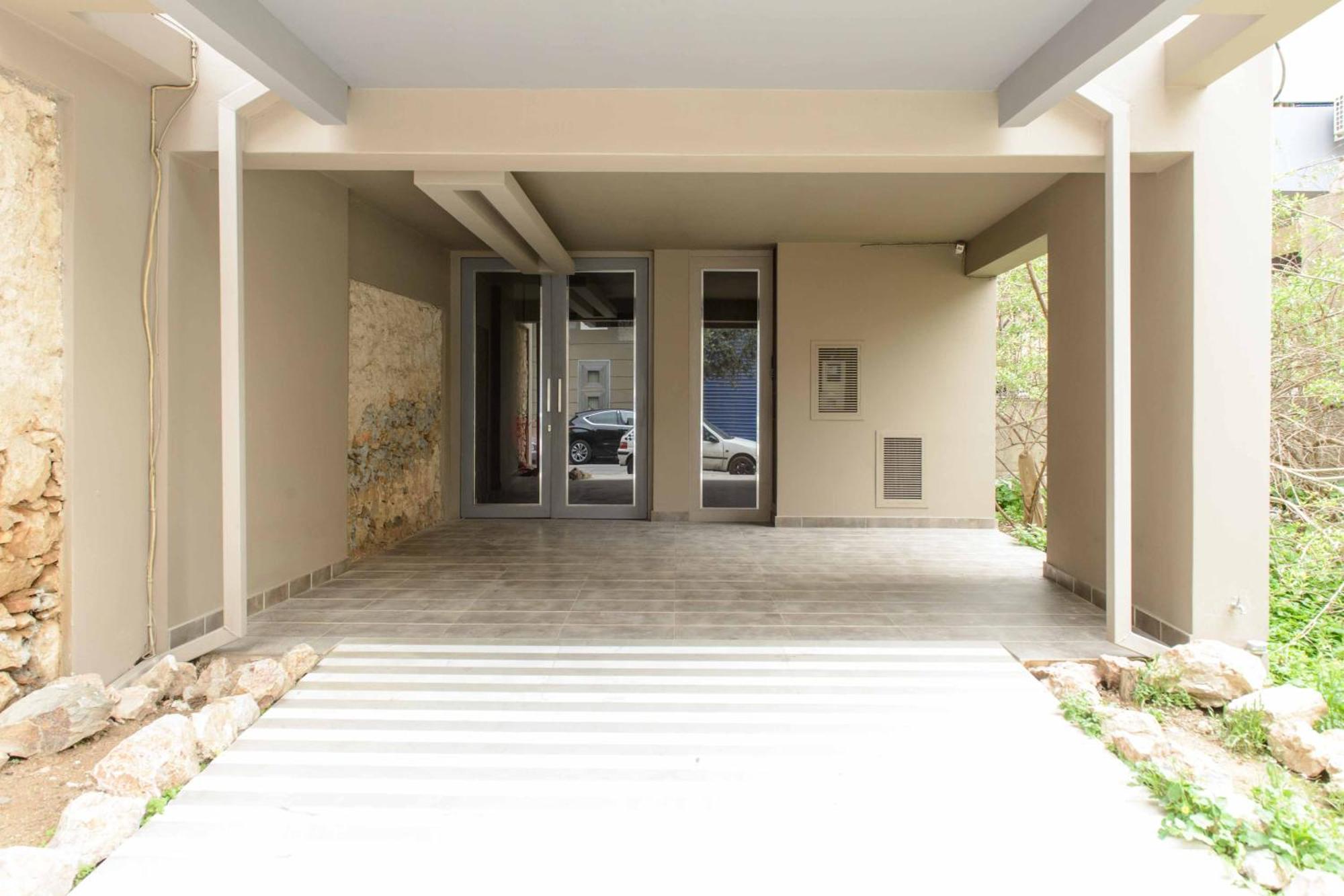 Bright Loft With Terrance - Next To Metro Kerameikos Apartamento Atenas Exterior foto